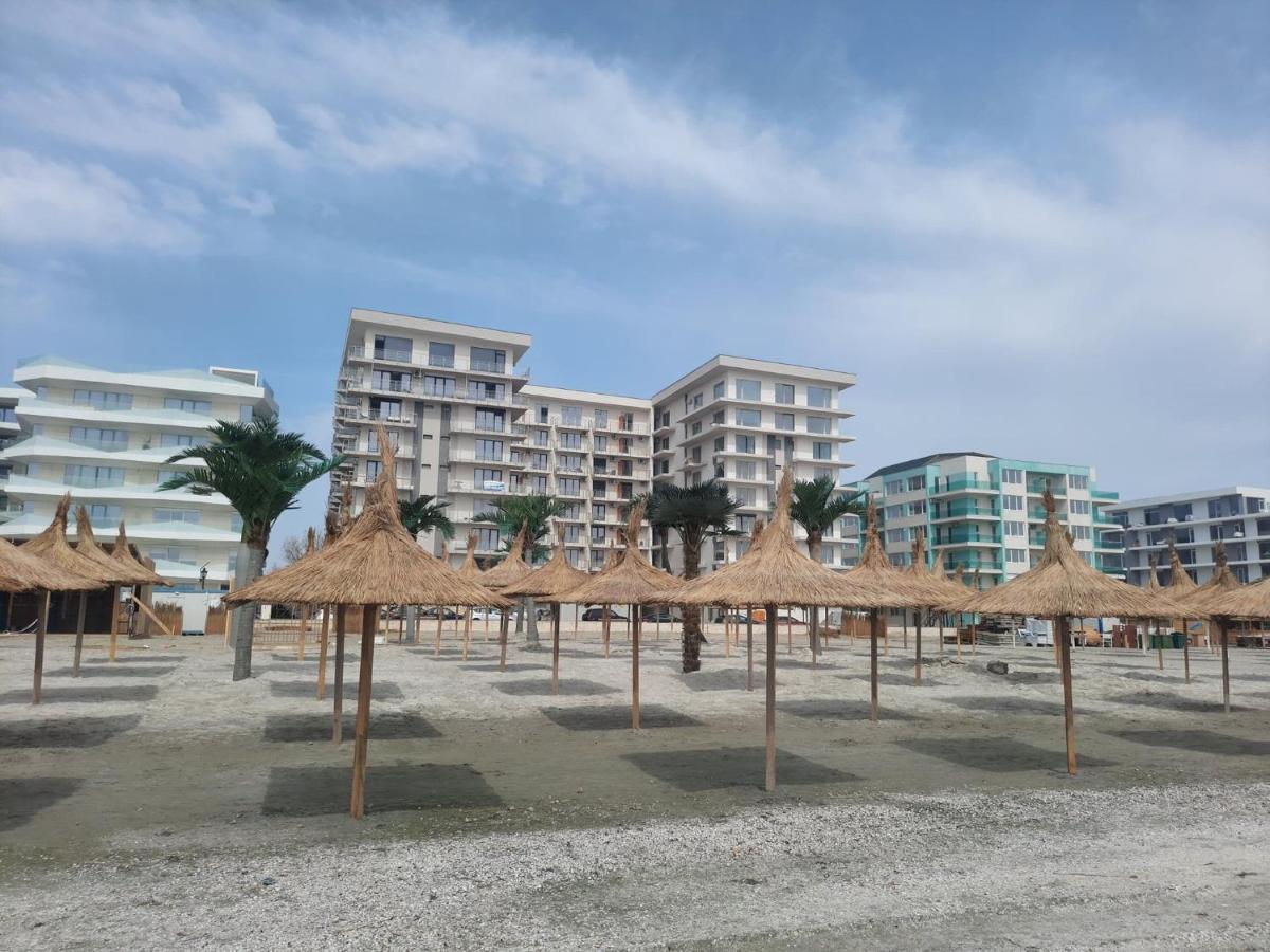 Beach Residence 10 Metri Pana La Plaja Navodari Ngoại thất bức ảnh